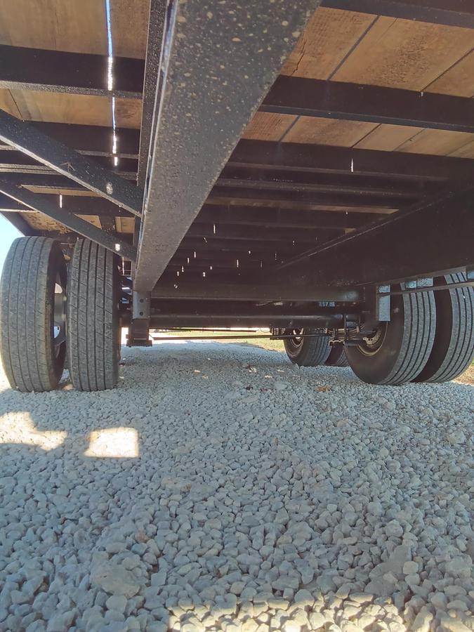 Used Eager Beaver Heavy Duty Trailer