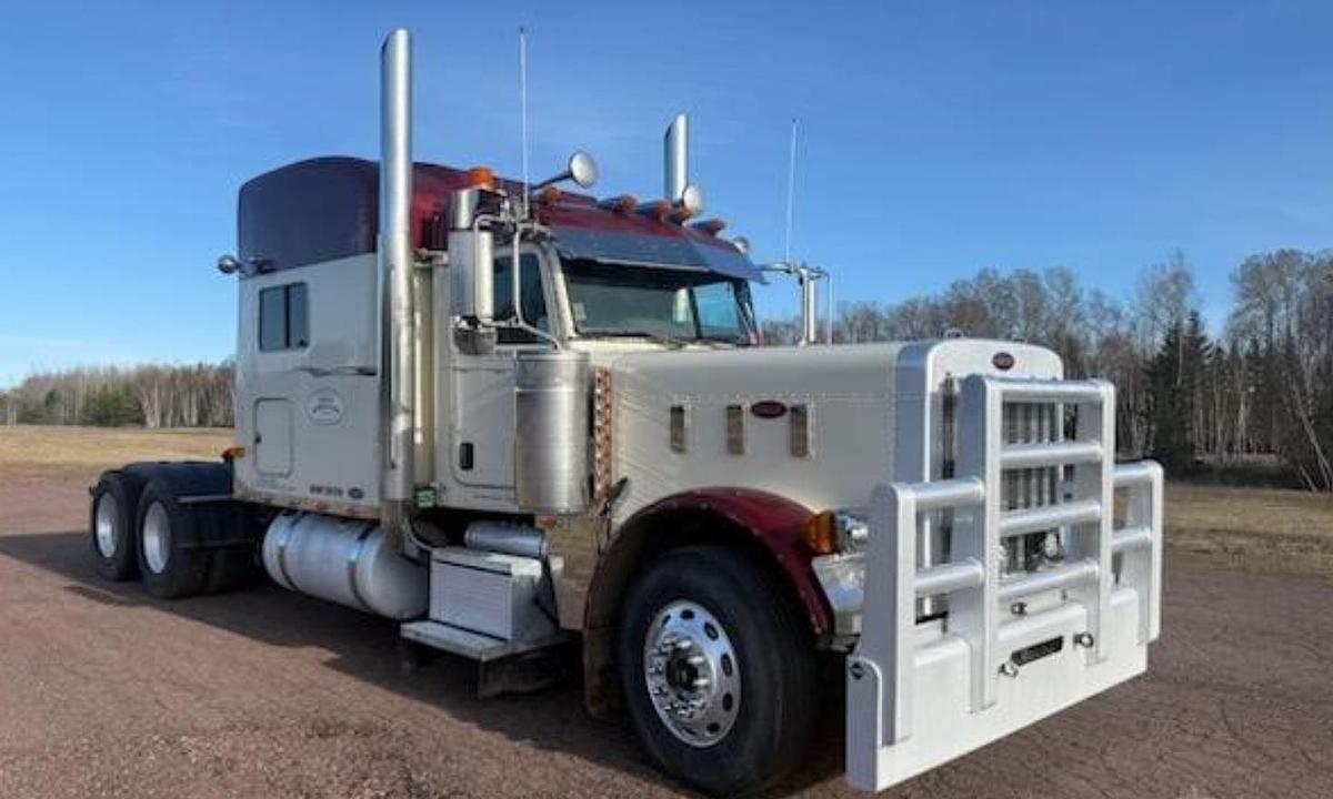 Used 2007 Peterbilt 379