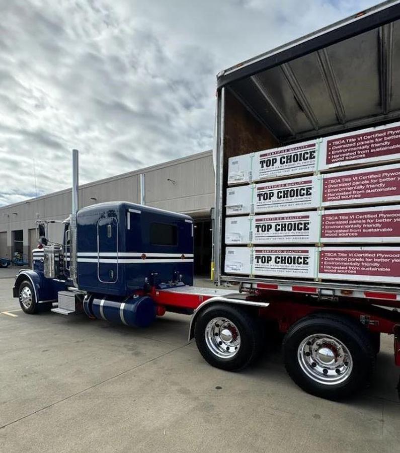 Used 2022 Peterbilt 389