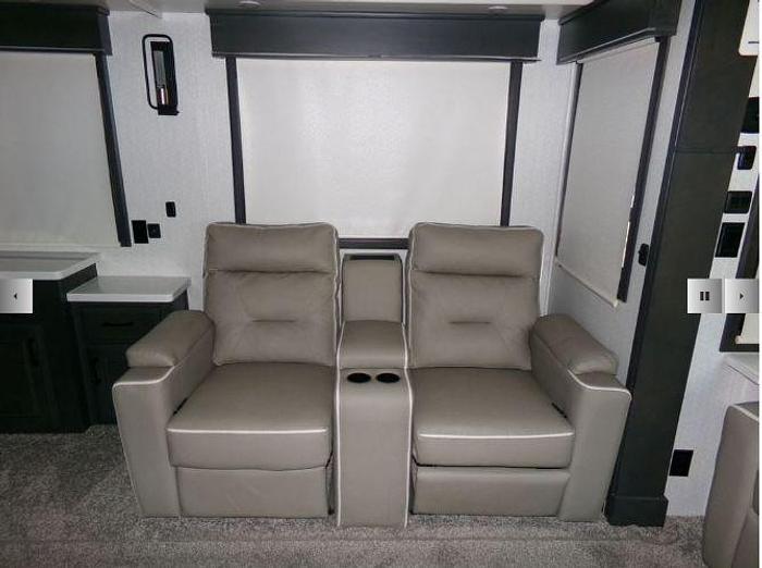 Used 2022 DRV Mobile Suites 36RSSB3