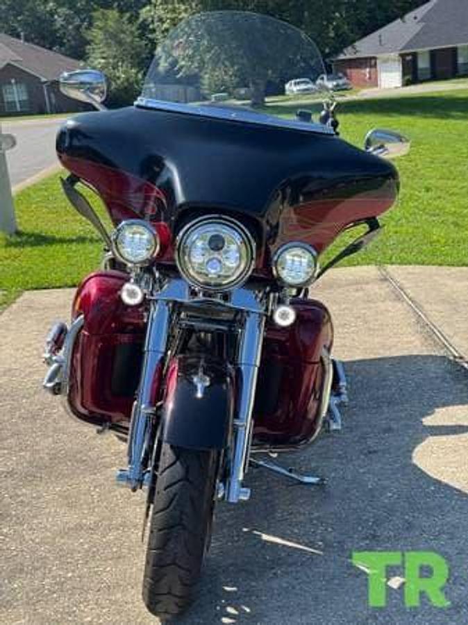 Used 2011 Harley-Davidson CVO Ultra Classic Electra Glide FL