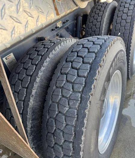 Used 2022 KENWORTH T880S