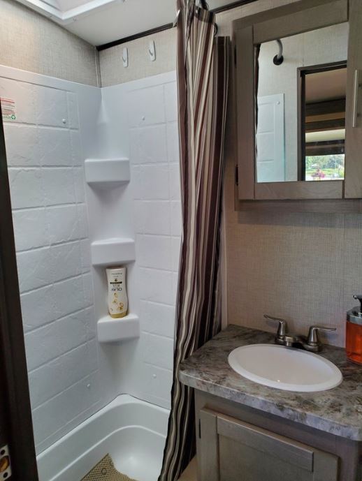 Used 2021 CrossRoads Sunset Trail 289QB