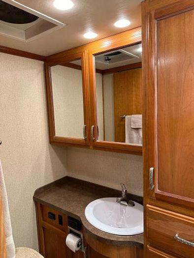 Used 2015 36' Fleetwood Bounder 35K