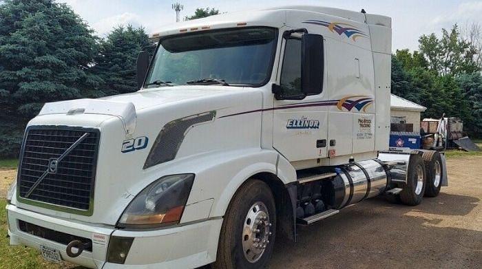 Used 2013 Volvo VNL