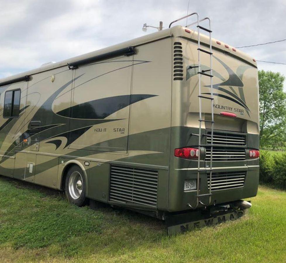 Used 2007 Newmar Kountry Star 3912