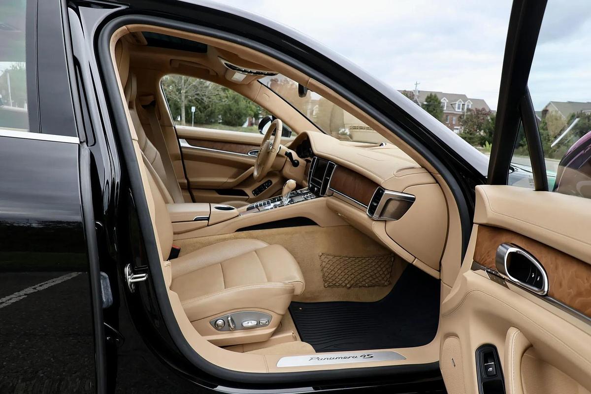 Used 2014 Porsche Panamera 4s Executive