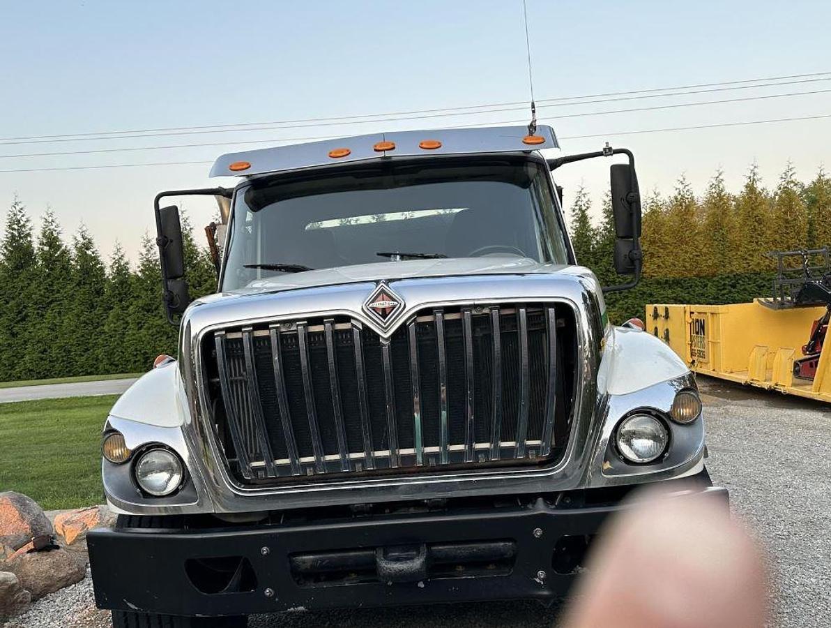 Used 2012 International Workstar 7400 Roll-Off