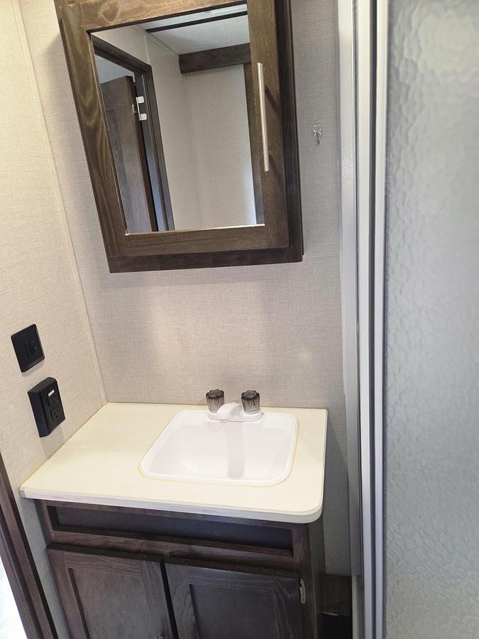 Used 2018 Crosswinds Volante VL30EK Travel Trailer