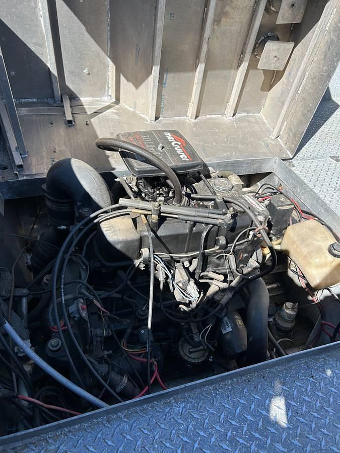 Used 1995 Breakwater 20ft Custom Aluminum Boat