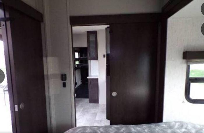 Used 2022 Grand Design Momentum 29G