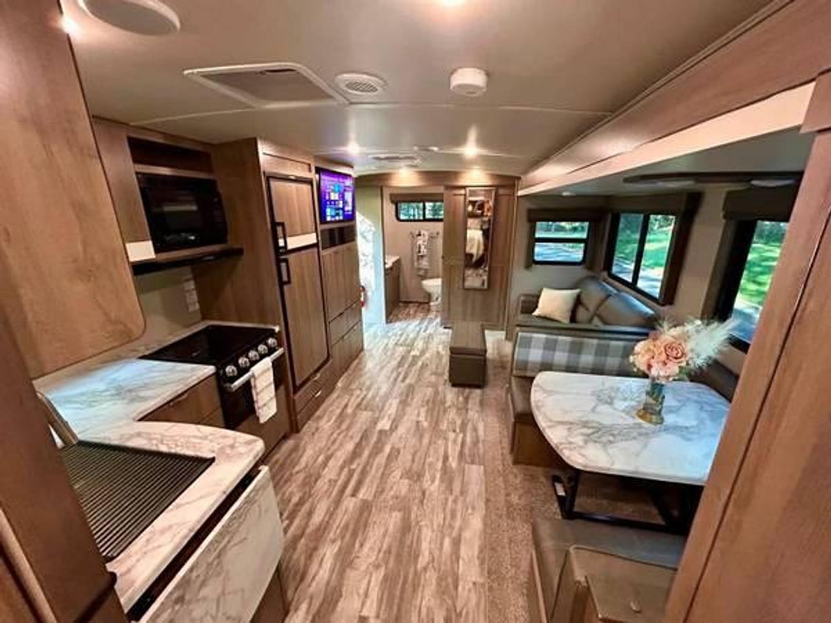 Used 2021 Grand Design Imagine