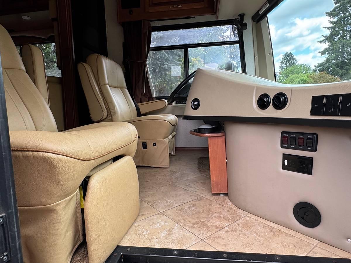 Used 2012 Fleetwood Discovery 40X Class A Diesel Motorhome