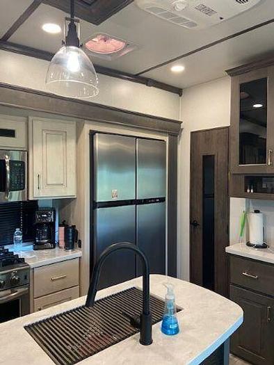 Used 2022 Alliance Paradigm 310RL