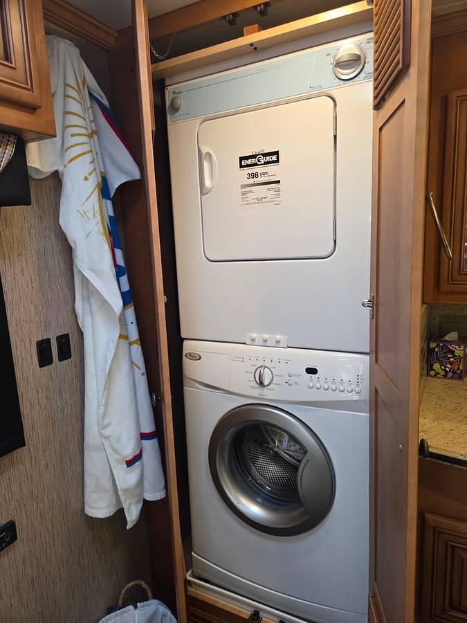 Used 2015 Newmar Dutch Star 3736