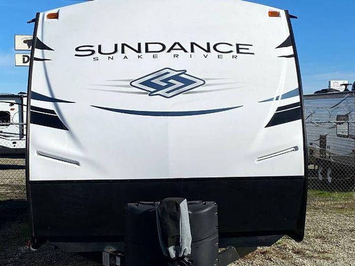Used 2022 Heartland Sundance Travel Trailer