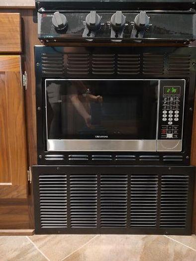 Used 2020 Winnebago Vita 24P