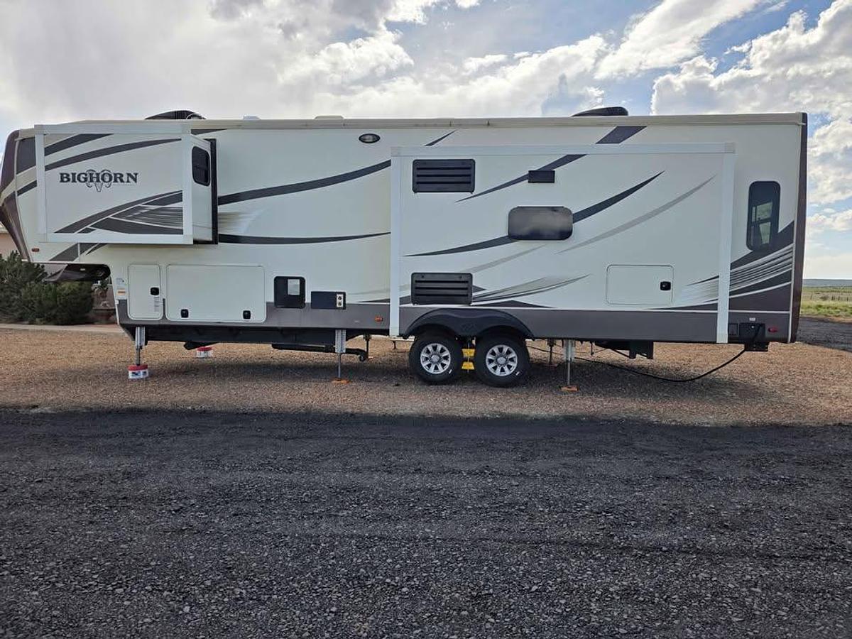 Used 2016 Heartland Bighorn 3575EL Fifth Wheel