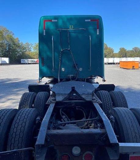 Used 2014 Freightliner CORONADO 132