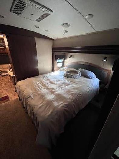 Used 2016 Jayco Pinnacle