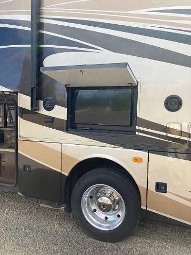 Used 2016 Thor Motor Coach Challenger 36TL