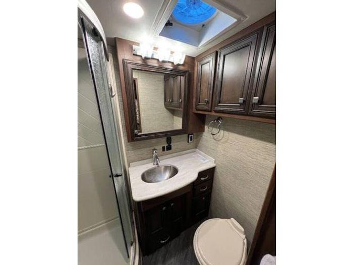 Used 2018 Newmar Bay Star 3113
