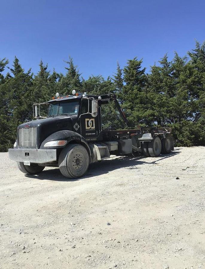 Used 2007 Peterbilt 340