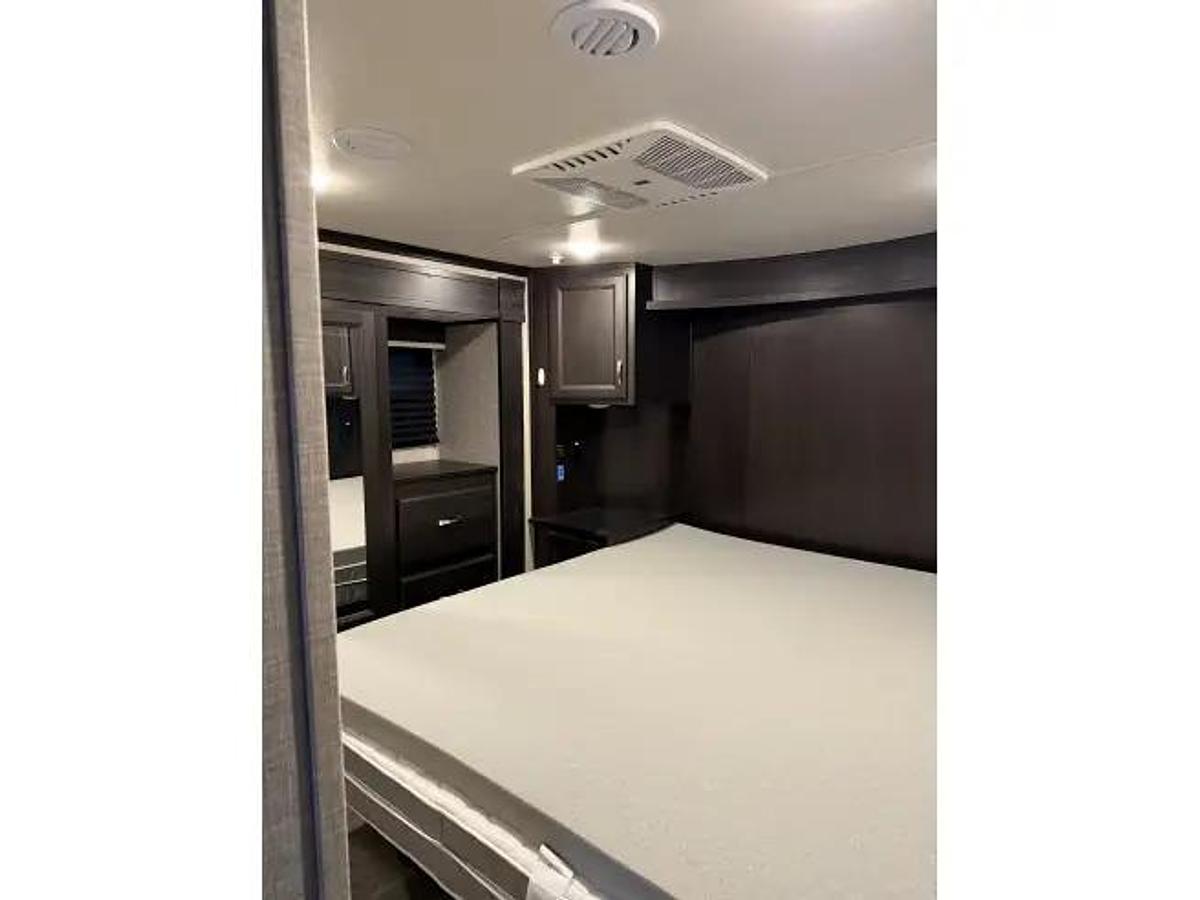 Used 2023 Jayco Seismic 403 Fifth Wheel Toy Hauler