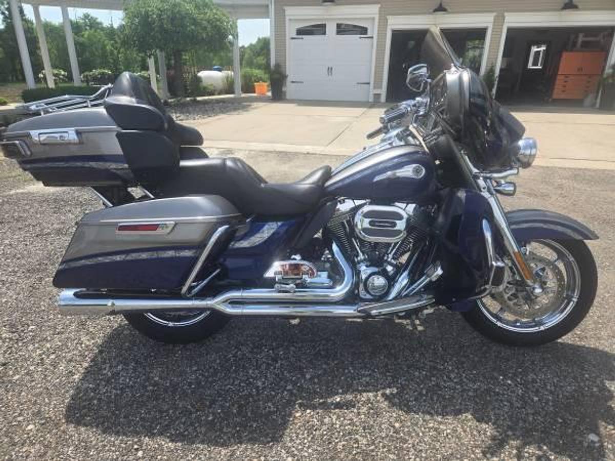 Used 2016 Harley-Davidson FLHTKSE CVO Ultra Classic