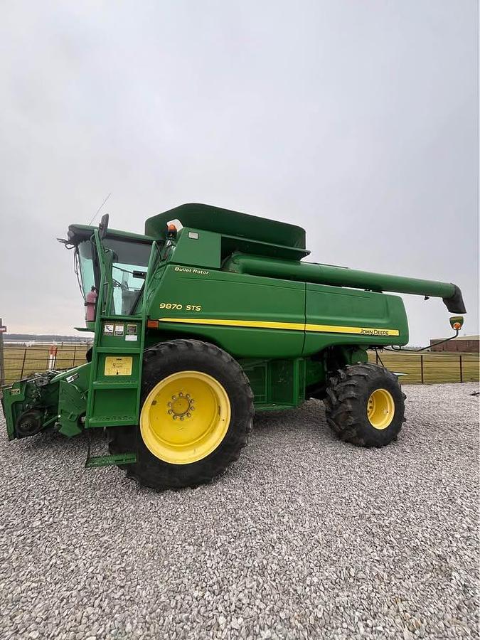 Used 2011 JOHN DEERE 9870 STS
