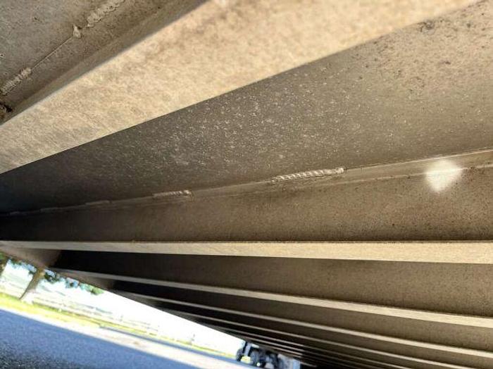 Used 2005 4 Star 3 HORSE