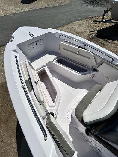 Used 2020 Proline Sportsman Center Console