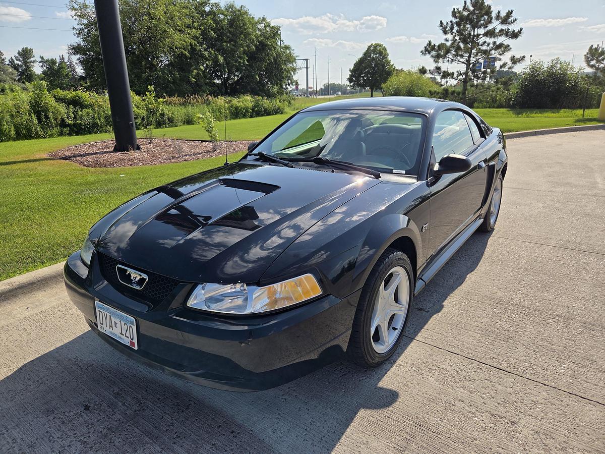 Used 2000 Ford Mustang GT
