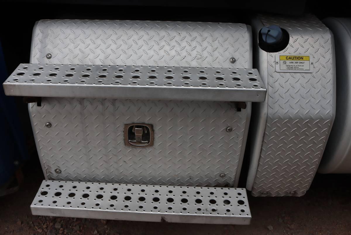 Used 2016 Freightliner 122 SD