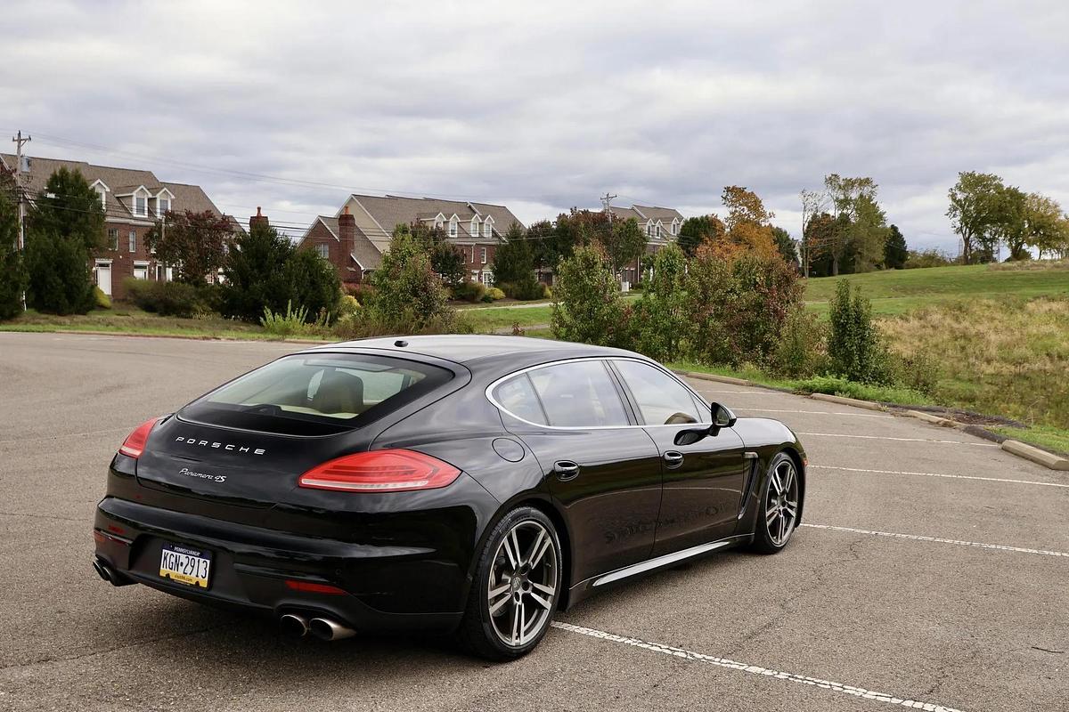 Used 2014 Porsche Panamera 4s Executive