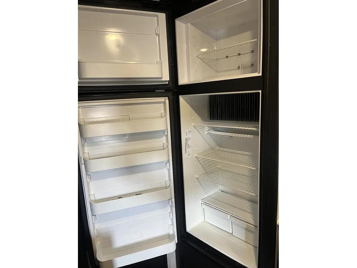 Used 2023 Coachmen Freedom Express Select 22se