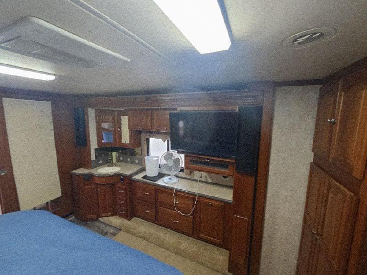 Used 2006 Tiffin Allegro Bus 42QDP