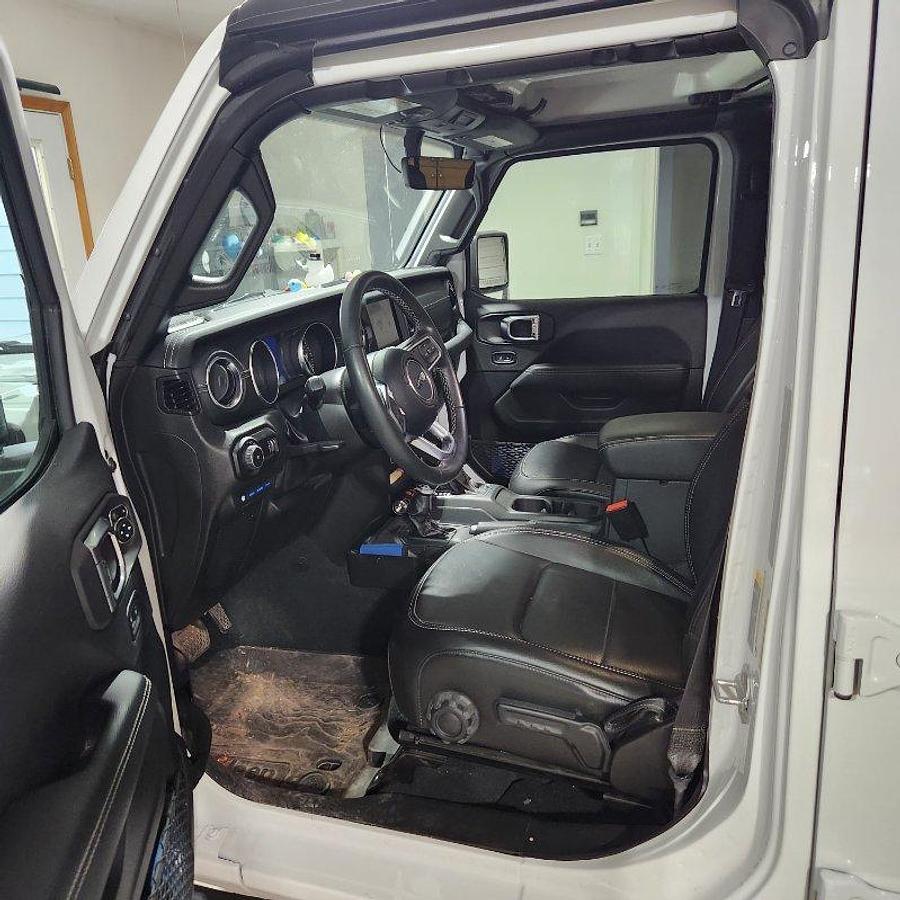 Used 2017 Fleetwood Discovery 39G