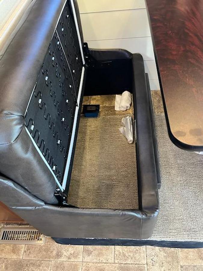 Used 2014 Thor Motor Coach Palazzo 33.3 Class A Motorhome