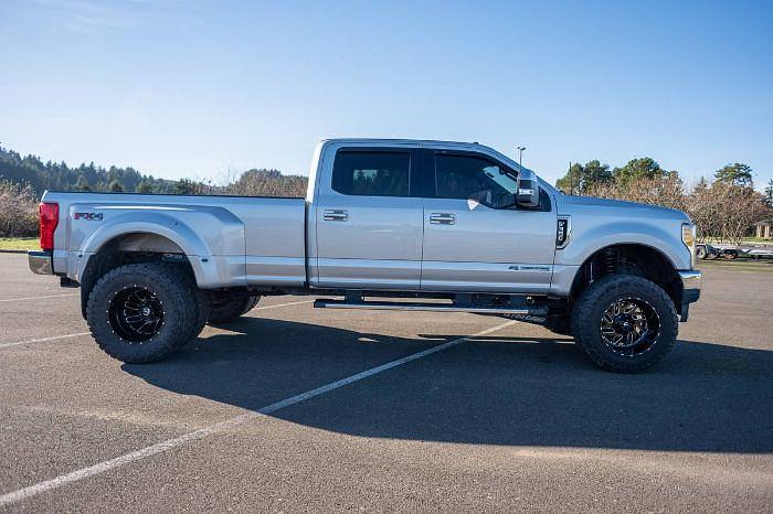 Used 2017 Ford Super Duty F-350 DRW Lariat