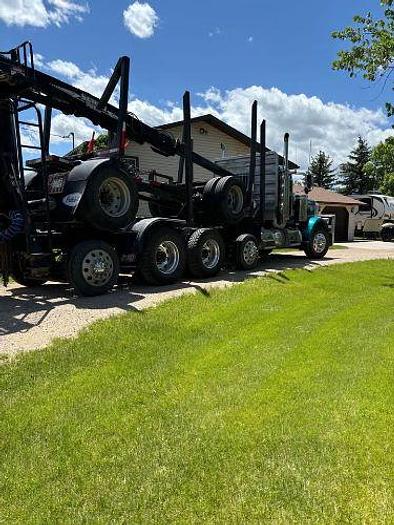 Used 2016 Peterbilt 389 Logging Truck