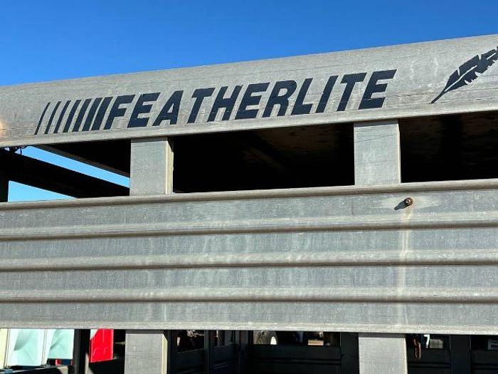 Used 1992 Featherlite Gooseneck Horse Stock Trailer