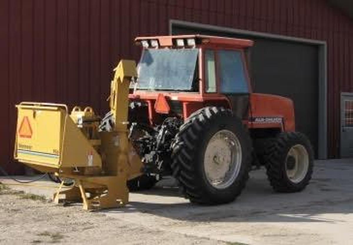 Used Vermeer BC906 Chipper
