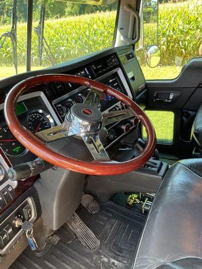 Used 2018 KENWORTH W900L