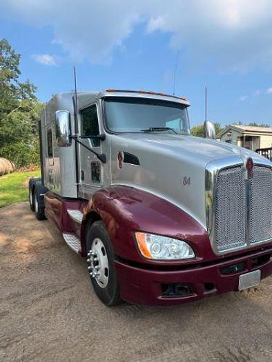 Used 2012 KENWORTH T660