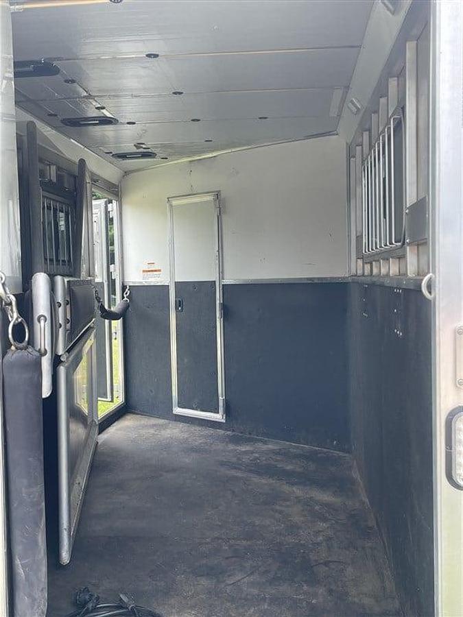 Used 2021 Lakota C7309 3 Horse Trailer with Living Quarters