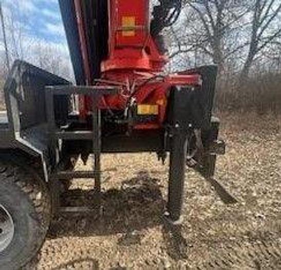 Used 2000 INTERNATIONAL Paystar 5000 With 2000 Palfinger PK32000 Mounted