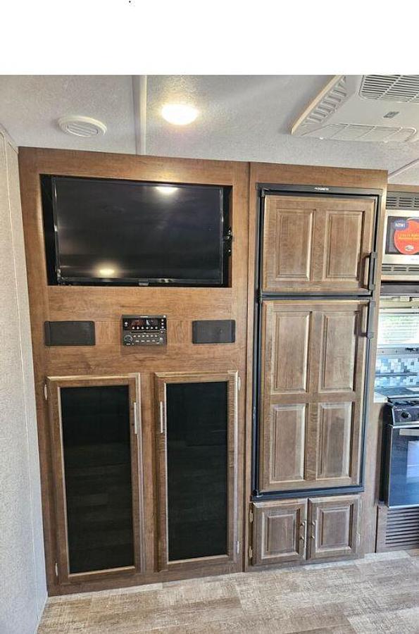 Used 2020 Forest River Rockwood RLT 2910 SBD Travel Trailer