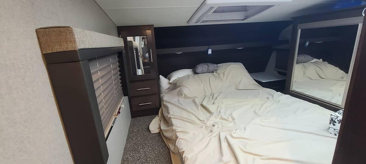 Used 2021 Adventurer Eagle Cap 1165