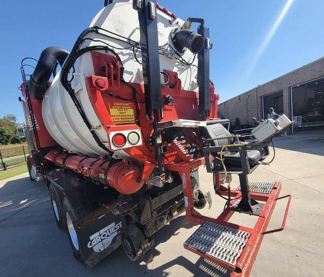 Used 2014 Peterbilt 389 Industrial Tank Truck